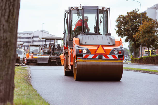 Best Driveway Paving Contractor  in Newton, IL
